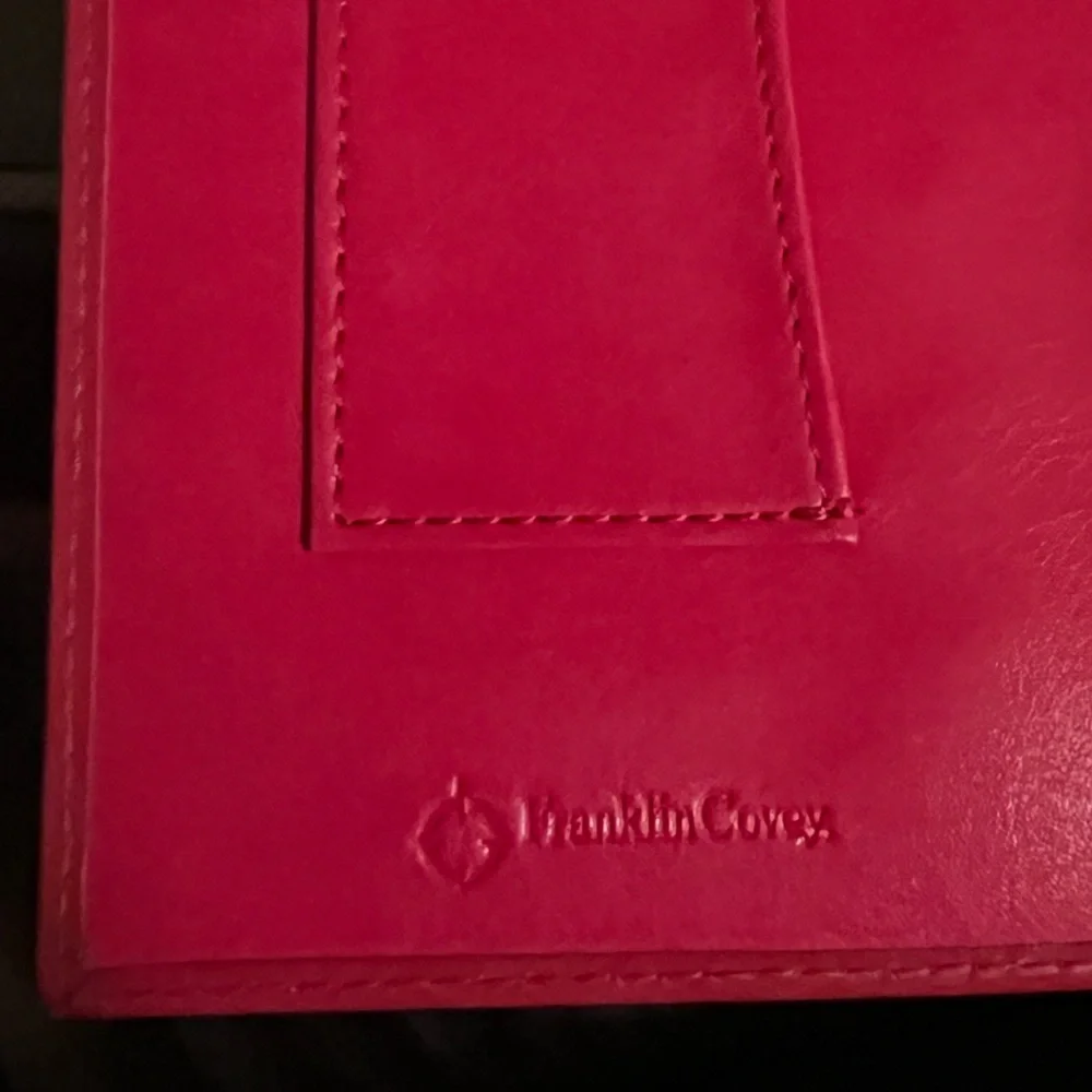 Franklin Covey Red Leather Card holder